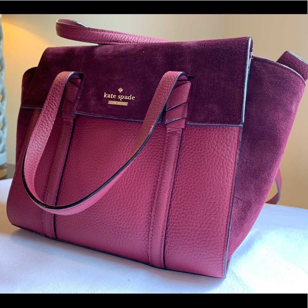 Kate Spade ♠️ Crossbody bag. Maroon leather/suede